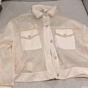 NWT Silky style blouse with pearl bottoms